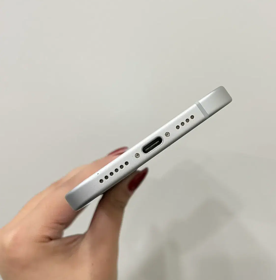 iphone 15 plus (52) iphone 15 plus (52)