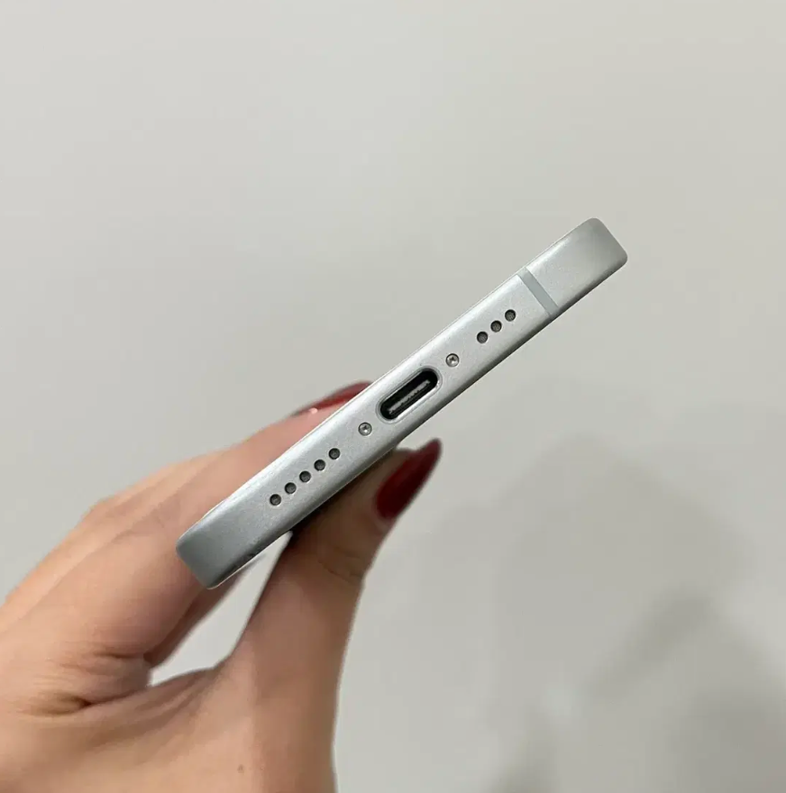 iphone 15 128 (60) iphone 15 128 (60)