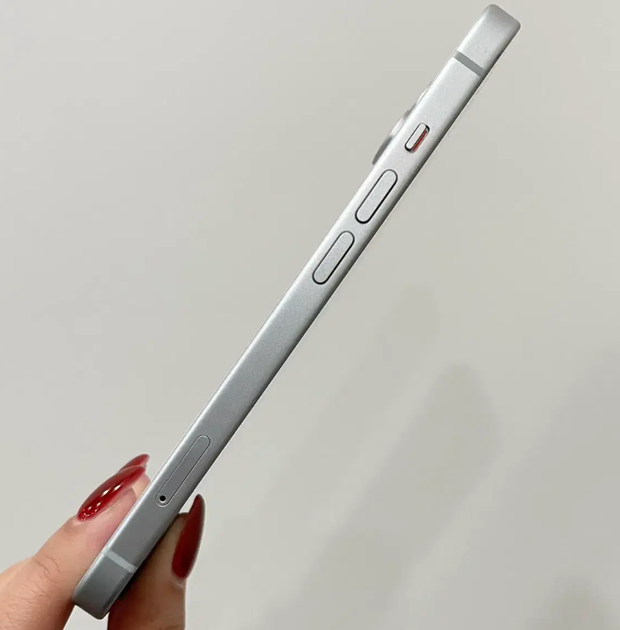 iphone 15 128 (60) iphone 15 128 (60)