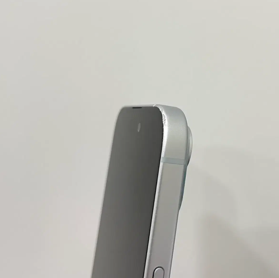 iphone 15 128 (60) iphone 15 128 (60)